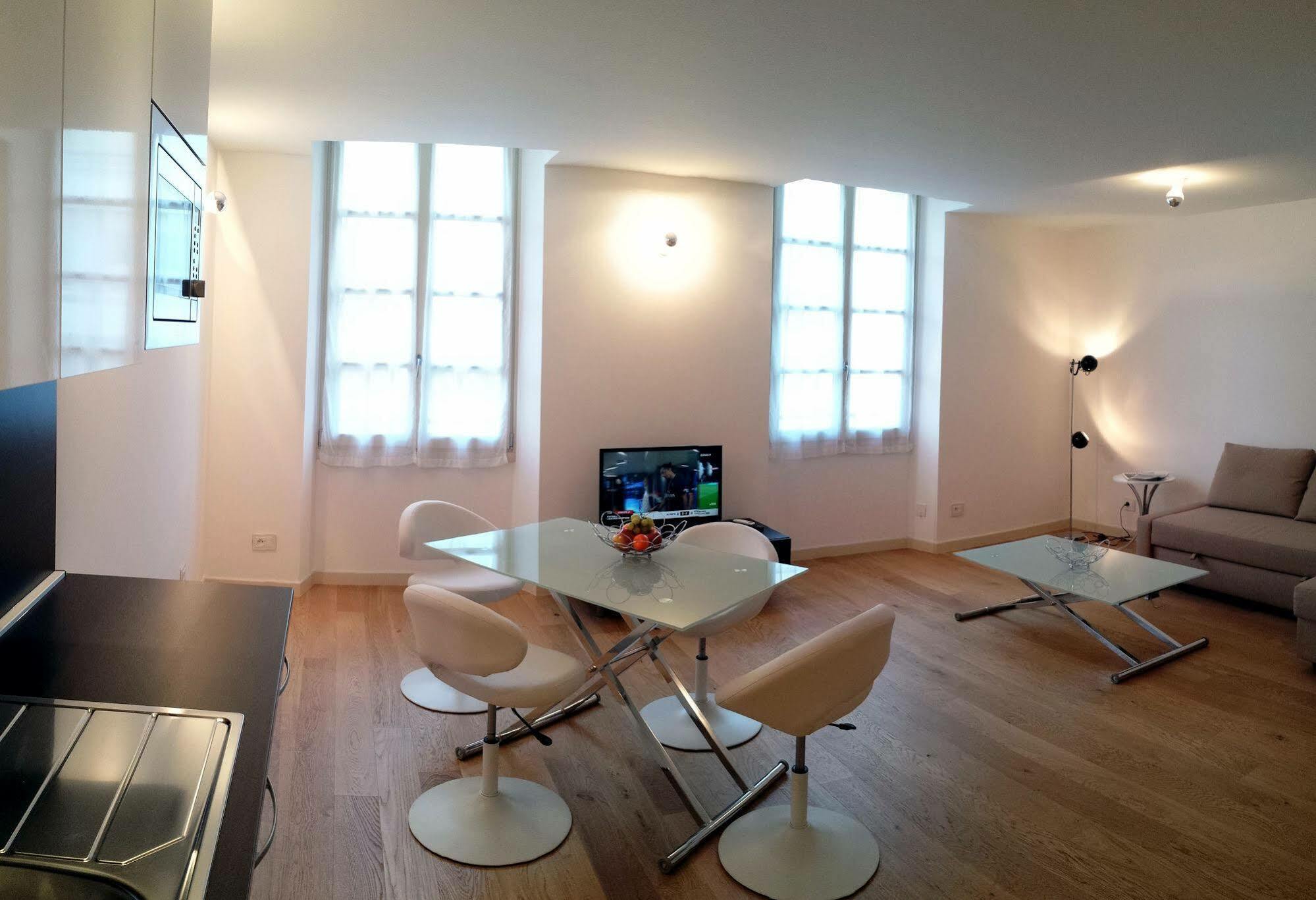 Tony Allard Apartment *